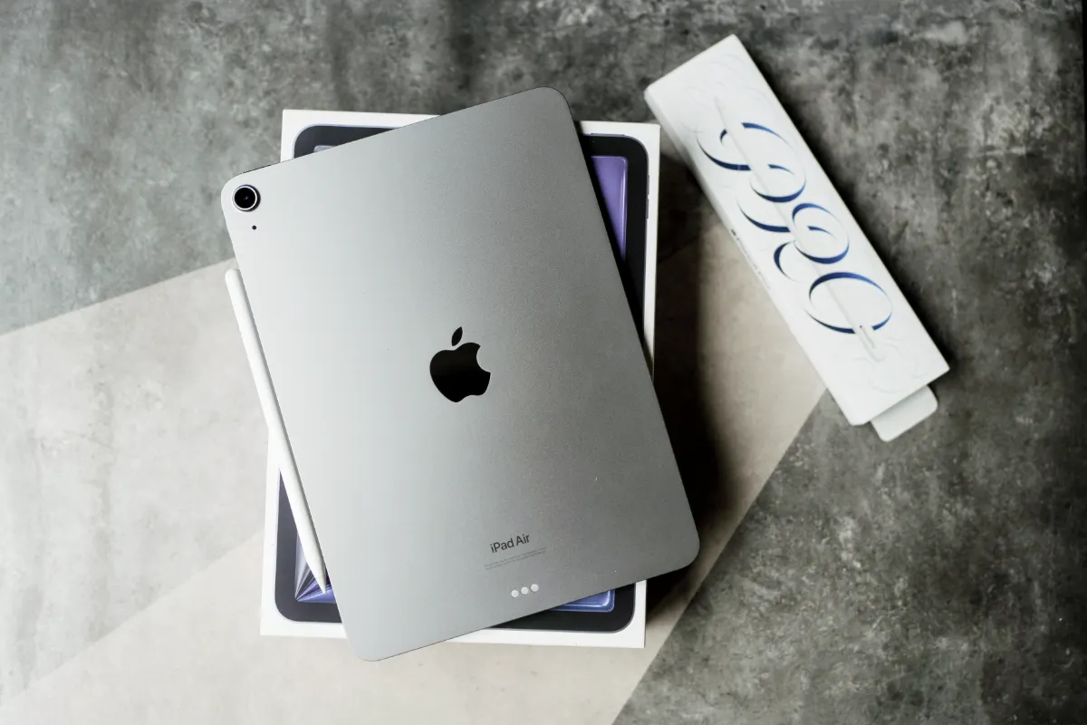ipad-air a 2023 iPad Air and Apple Pencil