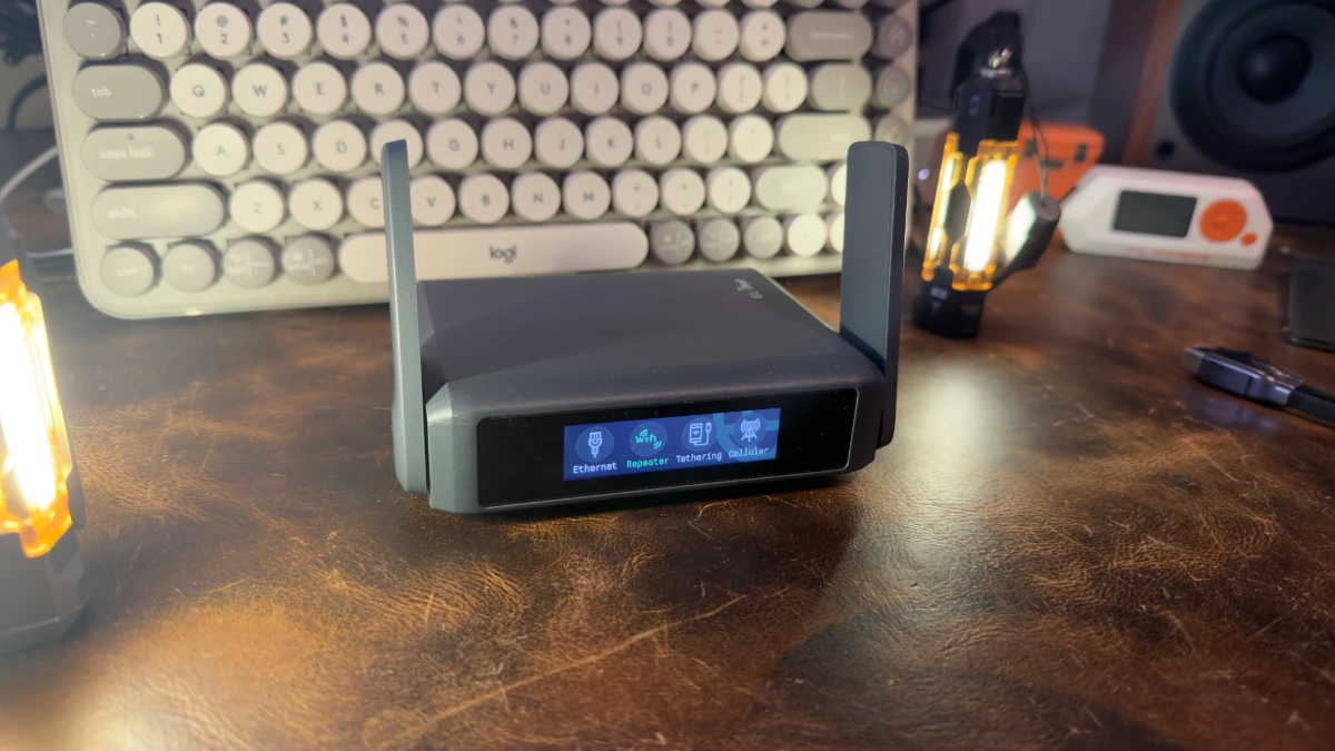 slate-7-angled GL.iNet Slate 7 travel router angled view on desk